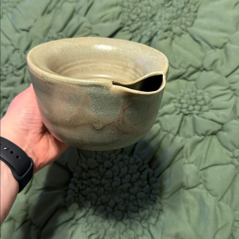 ✨ Ceramic Shaving Scuttle